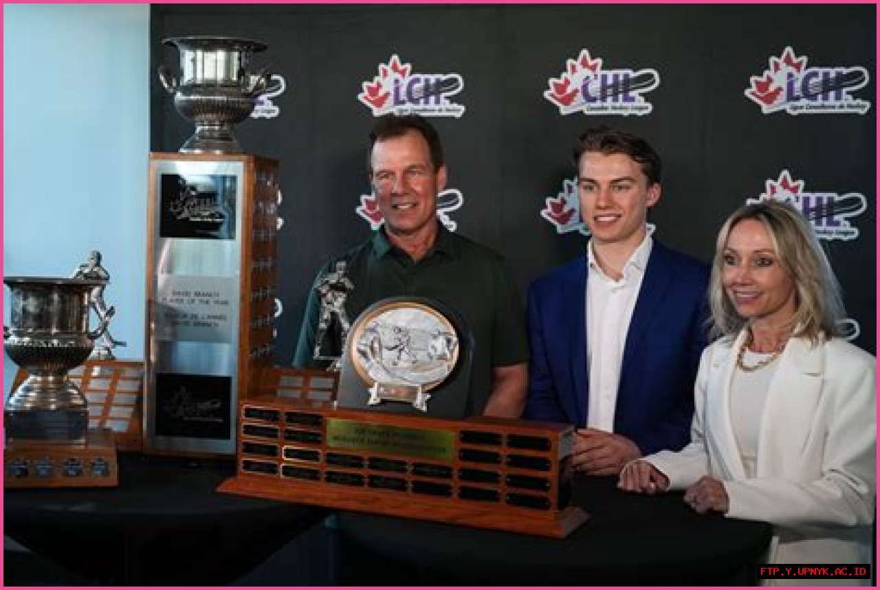 Meet The Mother Behind The Rising Star: An Inside Look Into Conor Bedard's Family