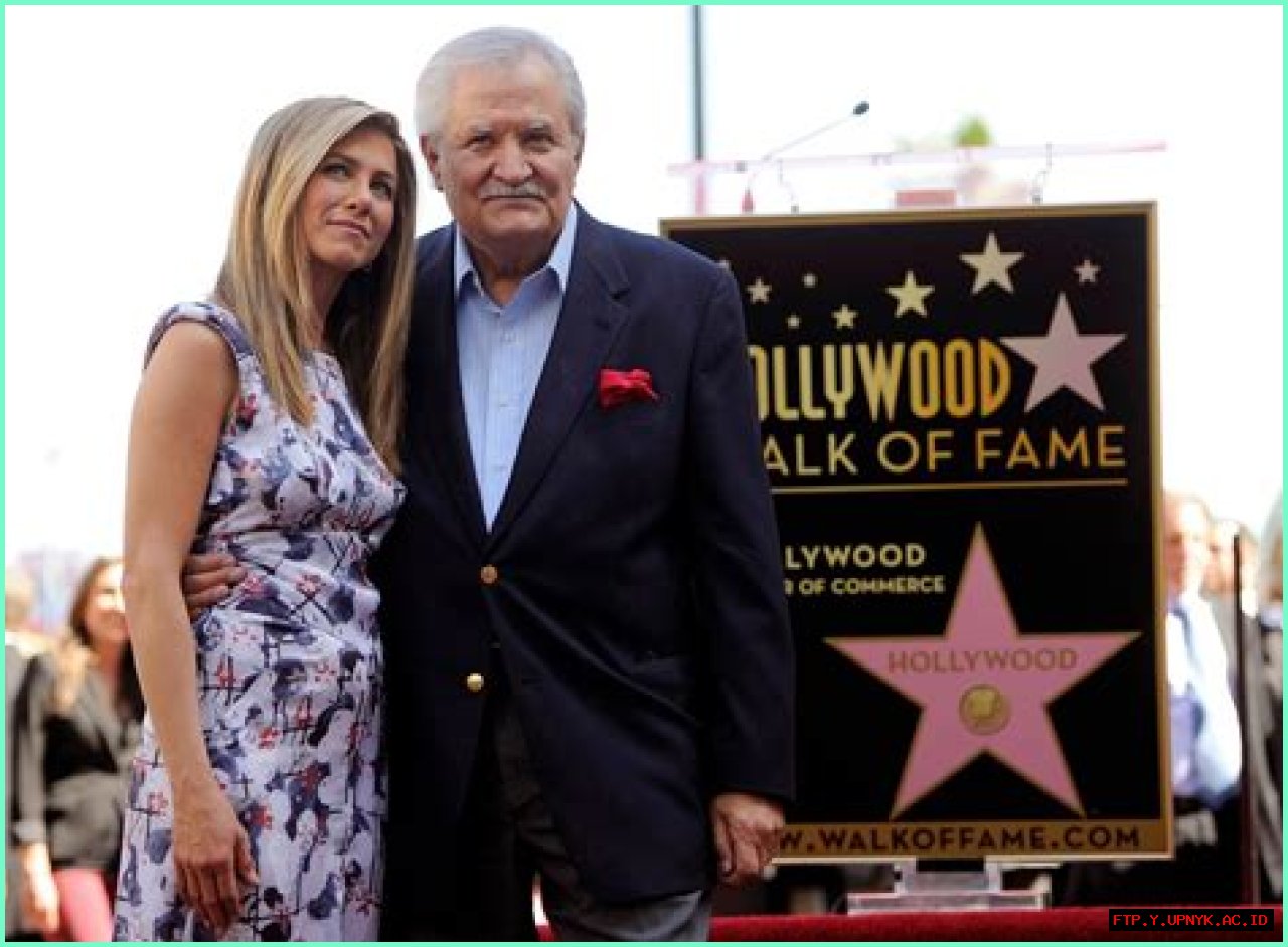 Meet The Newcomer: Alex Kiriakis On Days Of Our Lives