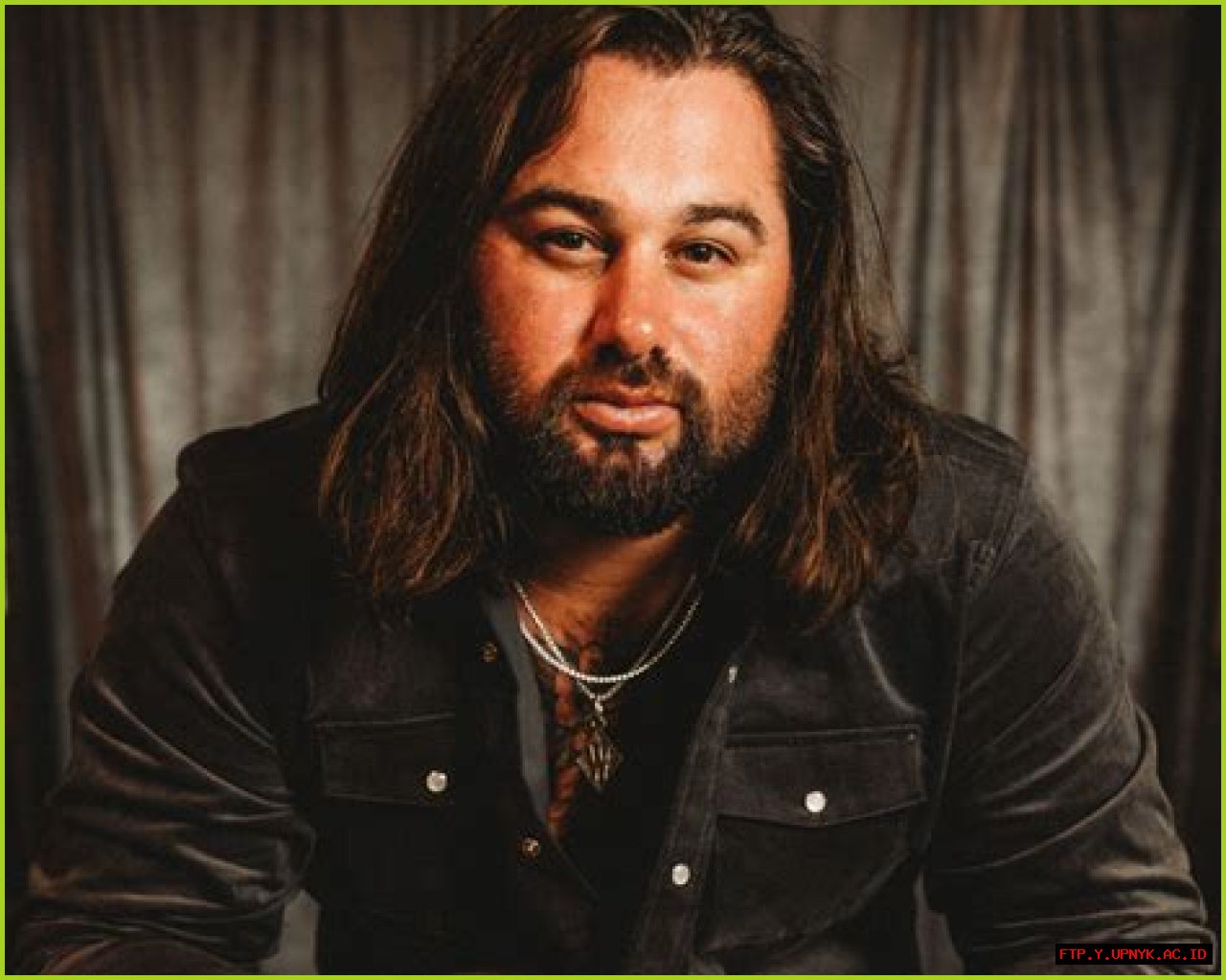 Meet The Rising Star: Koe Wetzel, The Outlaw Country Music Sensation