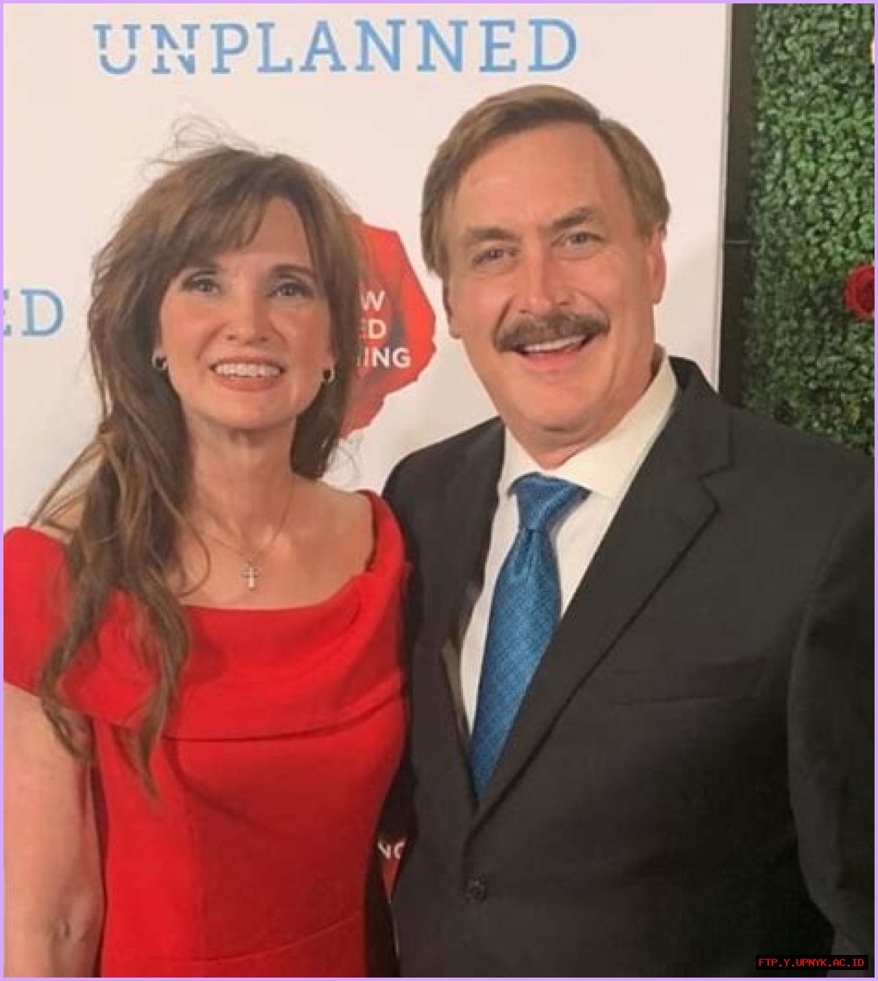 Mike Lindell's Wife: What's The Latest Scoop?