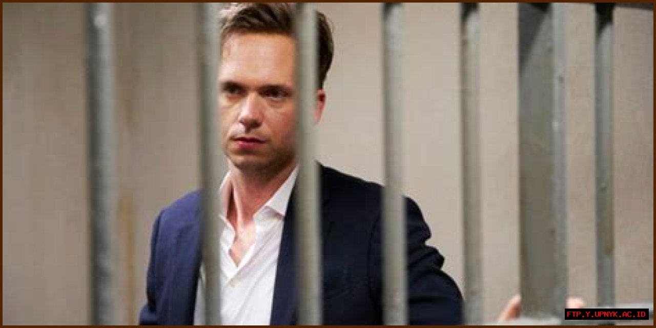 Mike Ross' Age In Suits: Unraveling The Enigma