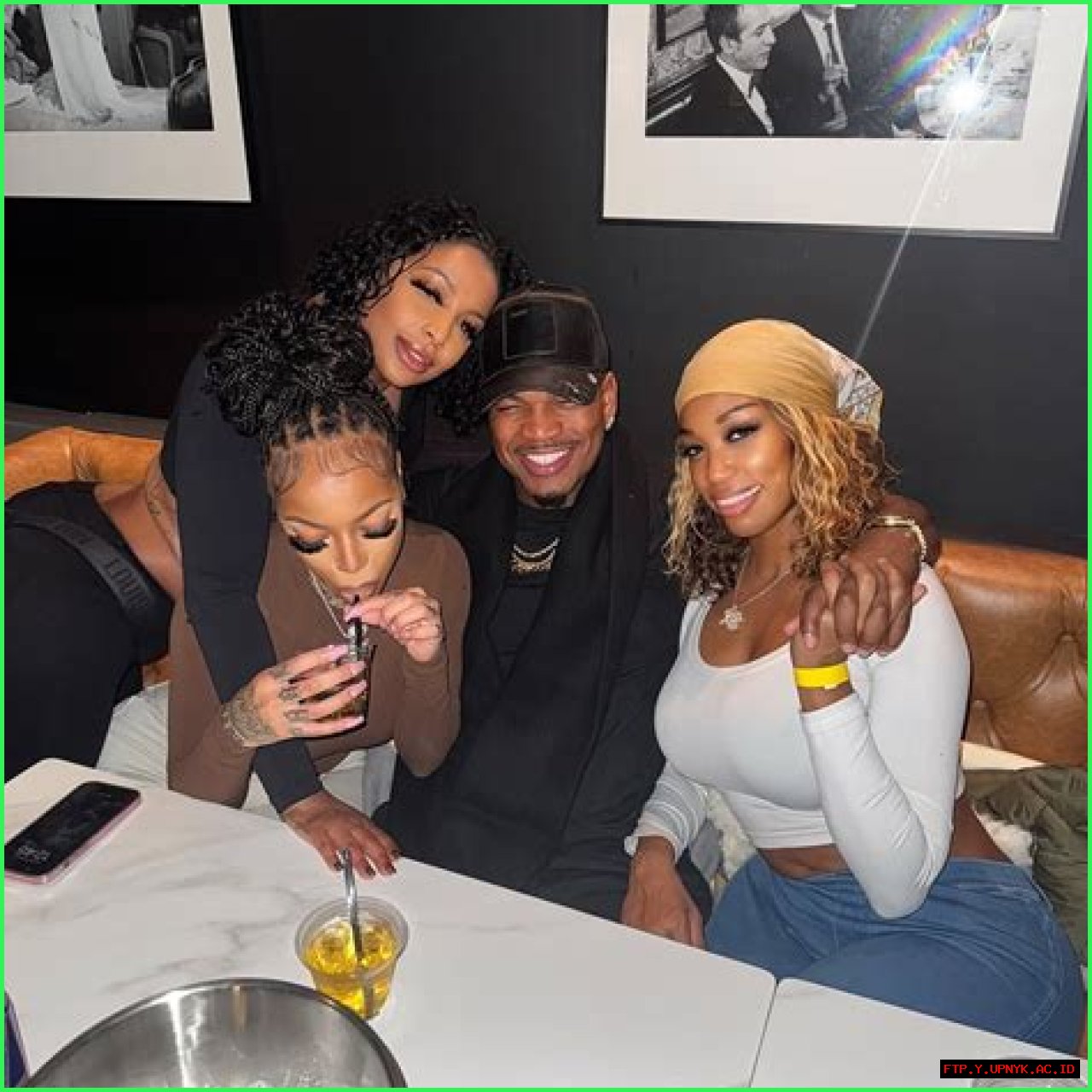 Mitch McConnell: A Look At His Relationship With His Daughters