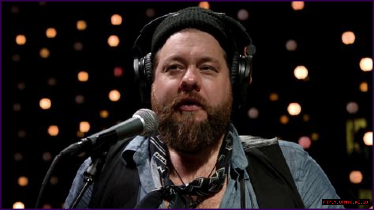 Nathaniel Rateliff: Height And Weight Unveiled
