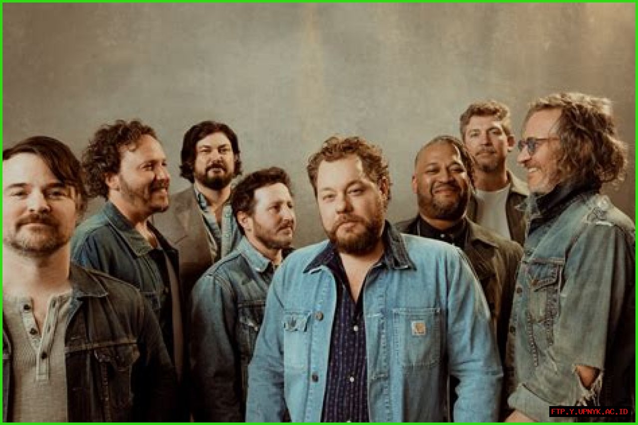 Nathaniel Rateliff: Uncovering His Physical Attributes