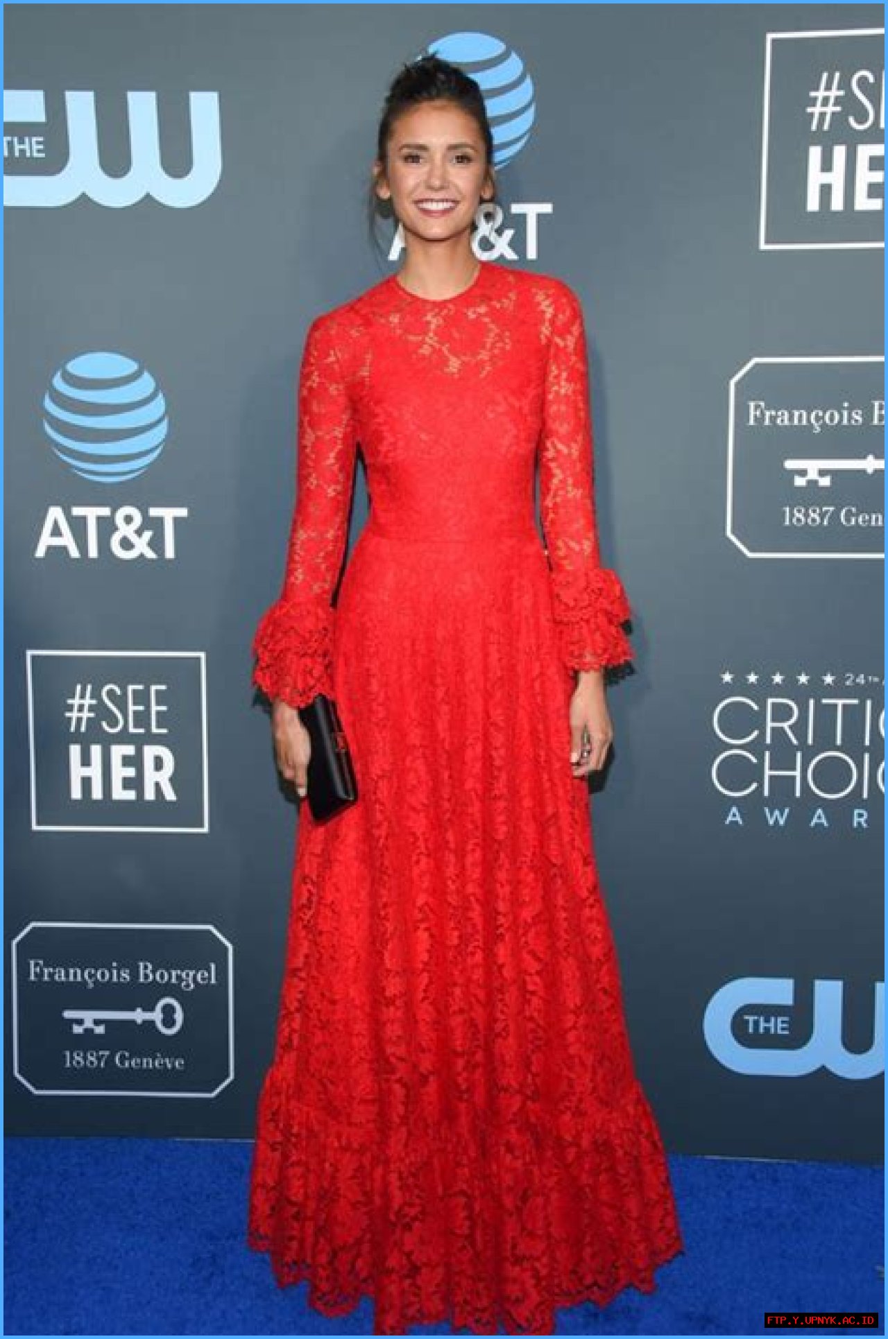 Nina Dobrev Measurements: Unveiling The Stunning Star
