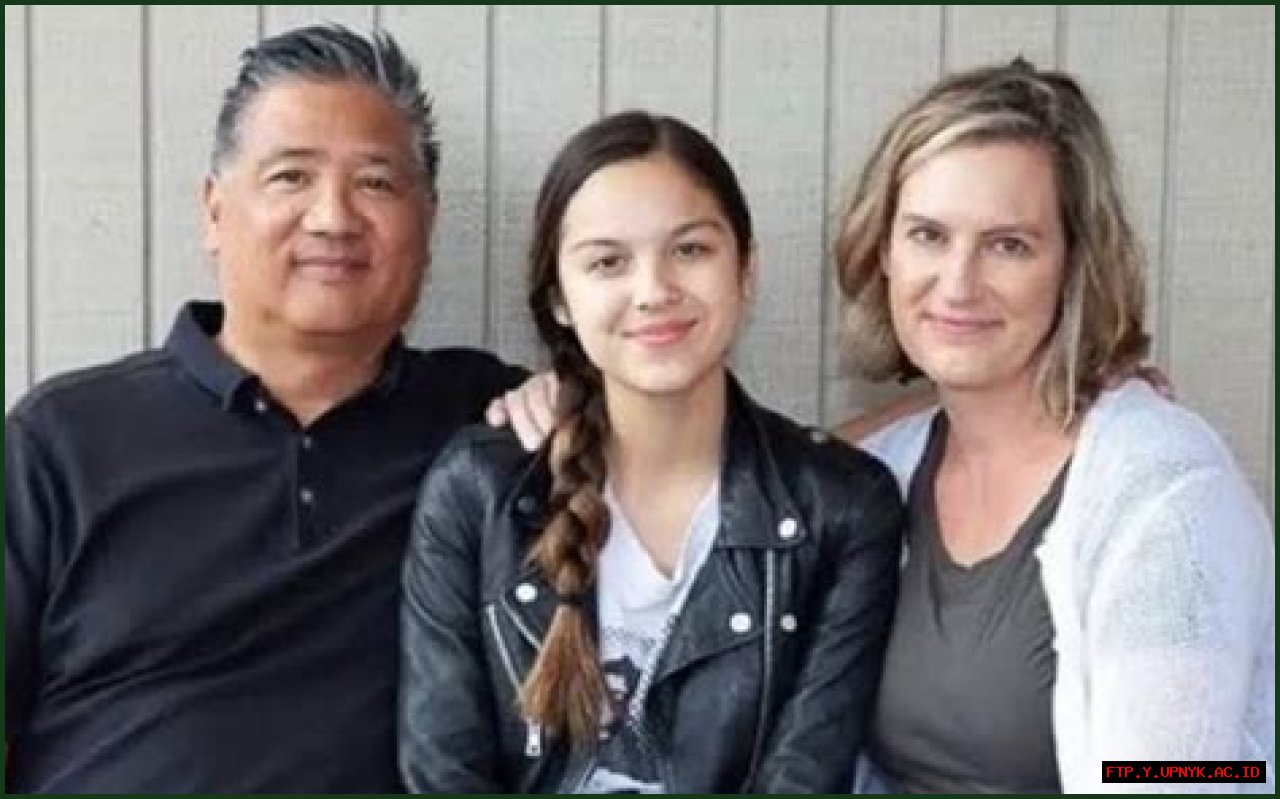 Olivia Rodrigo's Father's Origin: Unveiled