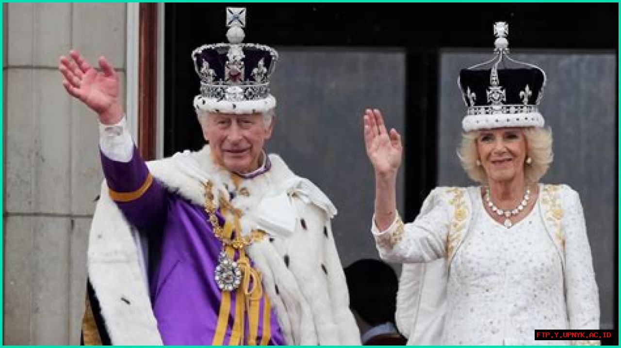 Rare CCTV Footage Of King And His Mother