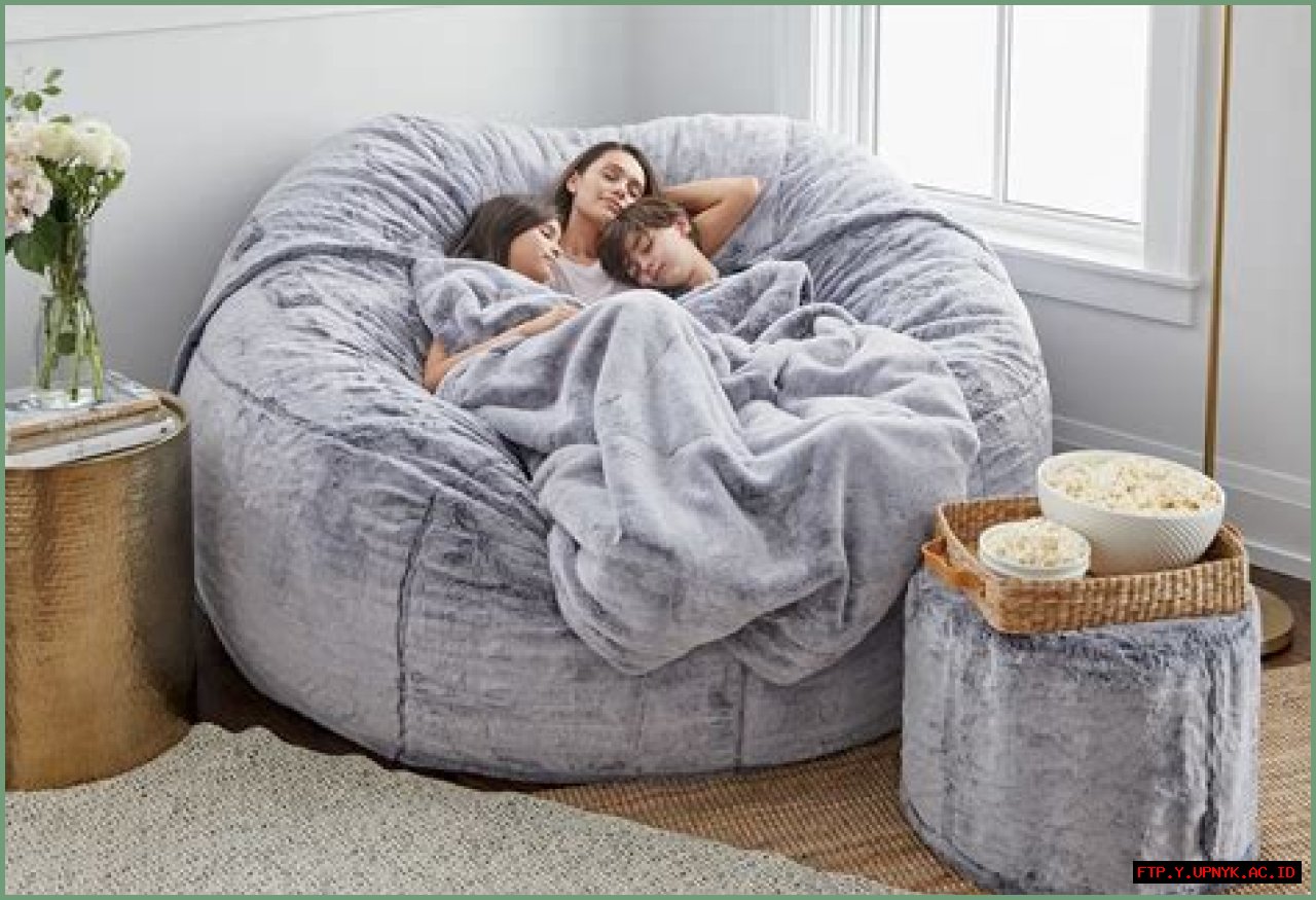 Relax In The Great Outdoors With Durable Bean Bag Chairs For Comfort And Style