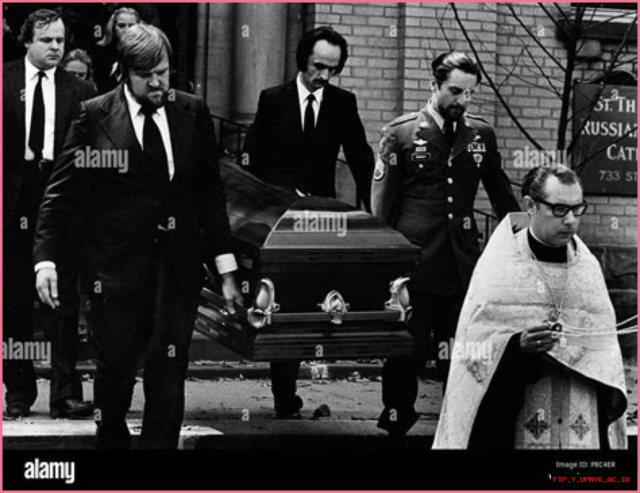 Remembering Love: The Meryl Streep And John Cazale Funeral Connection