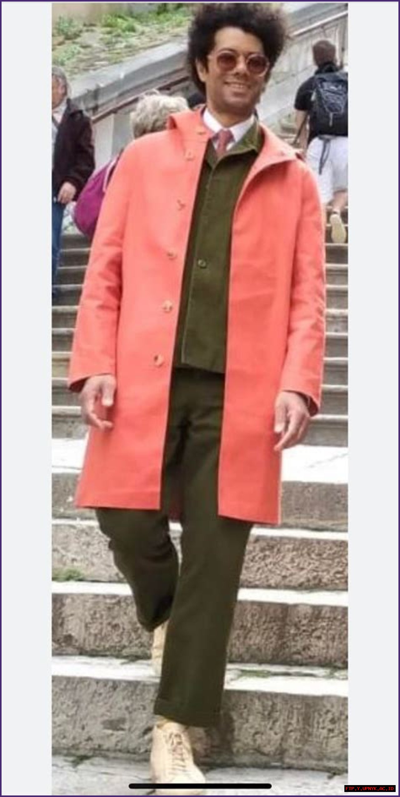 Richard Ayoade's Signature Style: A Guide To His Distinct Aesthetic