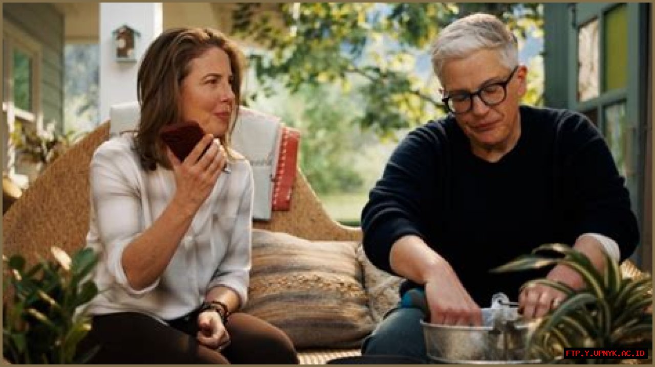 Robin Weigert's Partner: A Comprehensive Guide