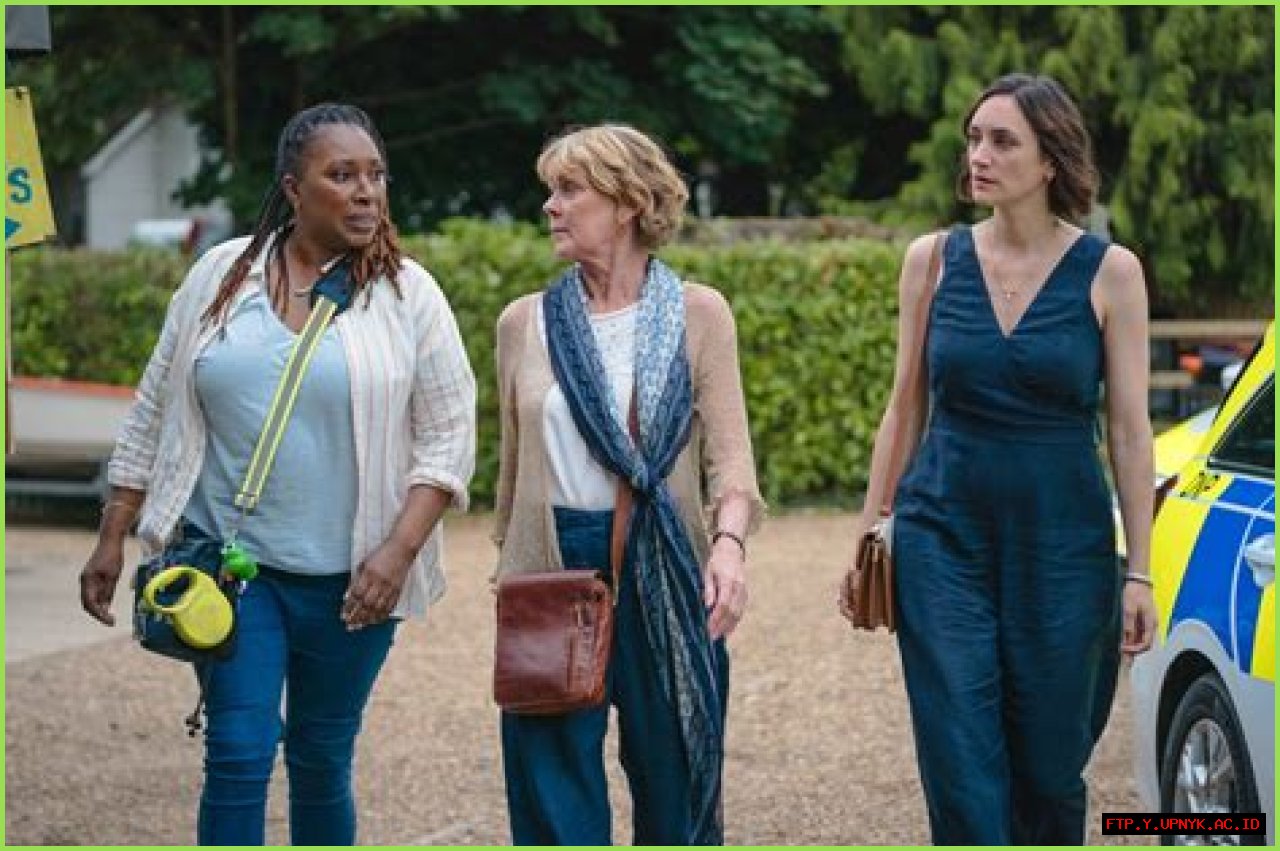 Samantha Bond's Estimated Net Worth In 2024