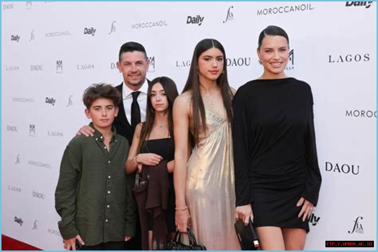 See Adriana Lima's Family In Rare Photo