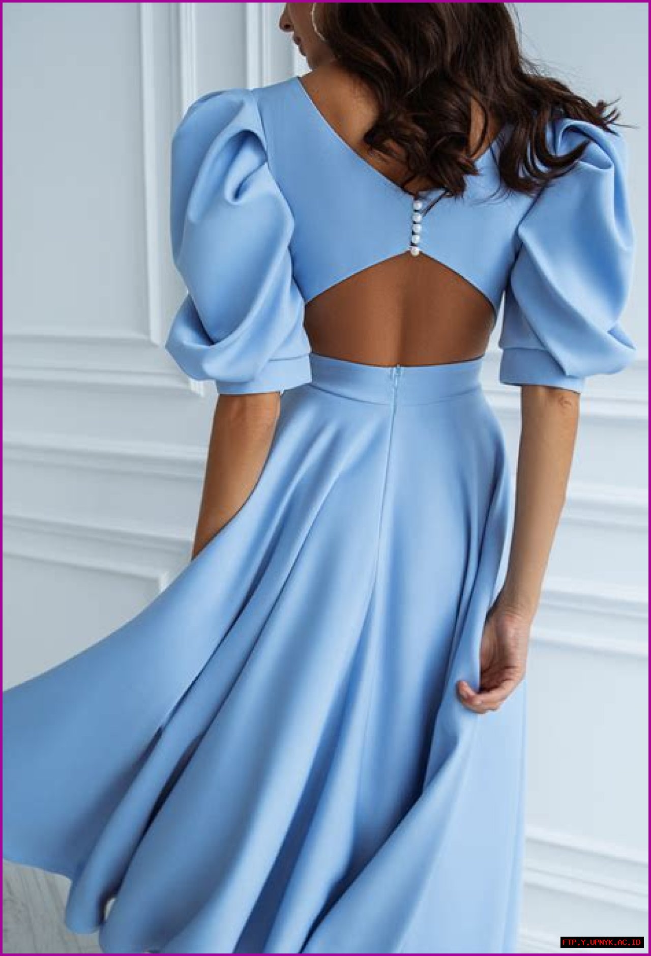 Stunning Backless Puff Sleeve Dress: Enhance Your Wardrobe With Elegance