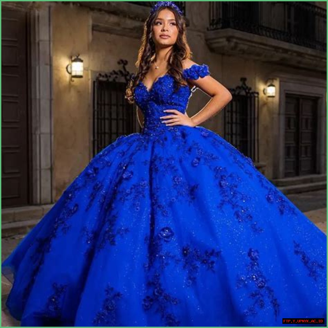 Stunning Royal Blue Dress For Your Perfect 15th Birthday Celebration