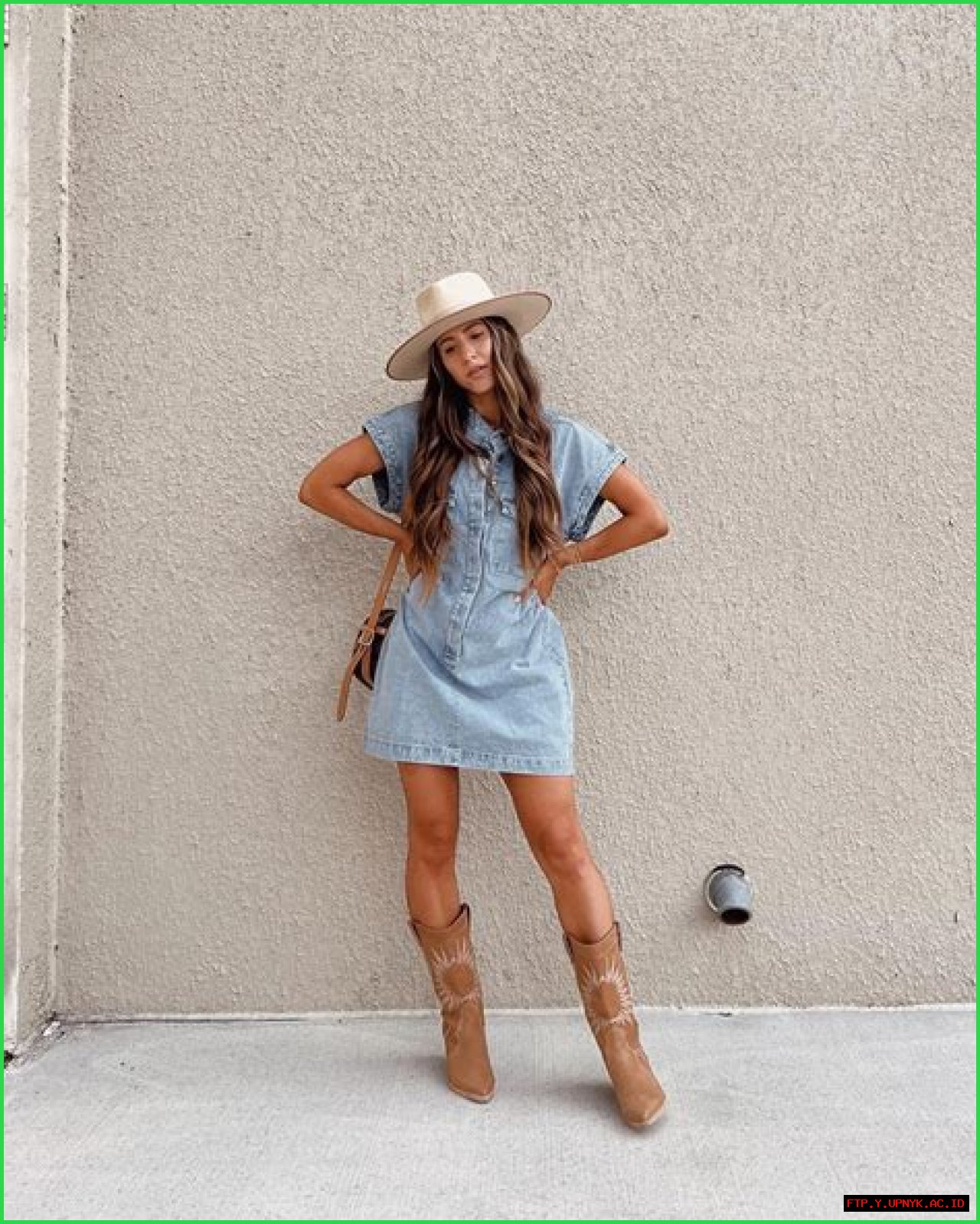 Stylish Denim Dress For The Country Concert: Elevate Your Concert Look