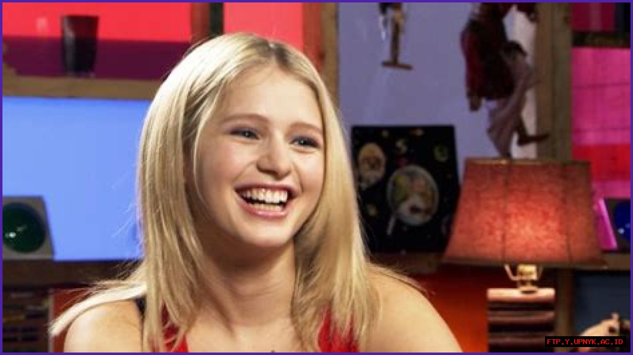 The Latest Scoop: Emily Mae Young's Day-to-Day