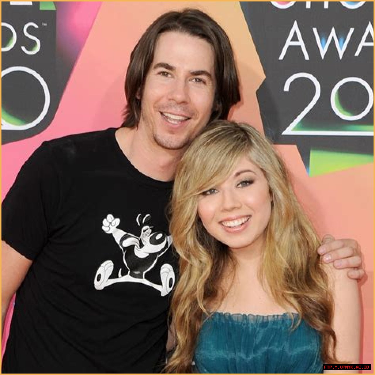 The Love Life Of Jerry Trainor: A Comprehensive Examination