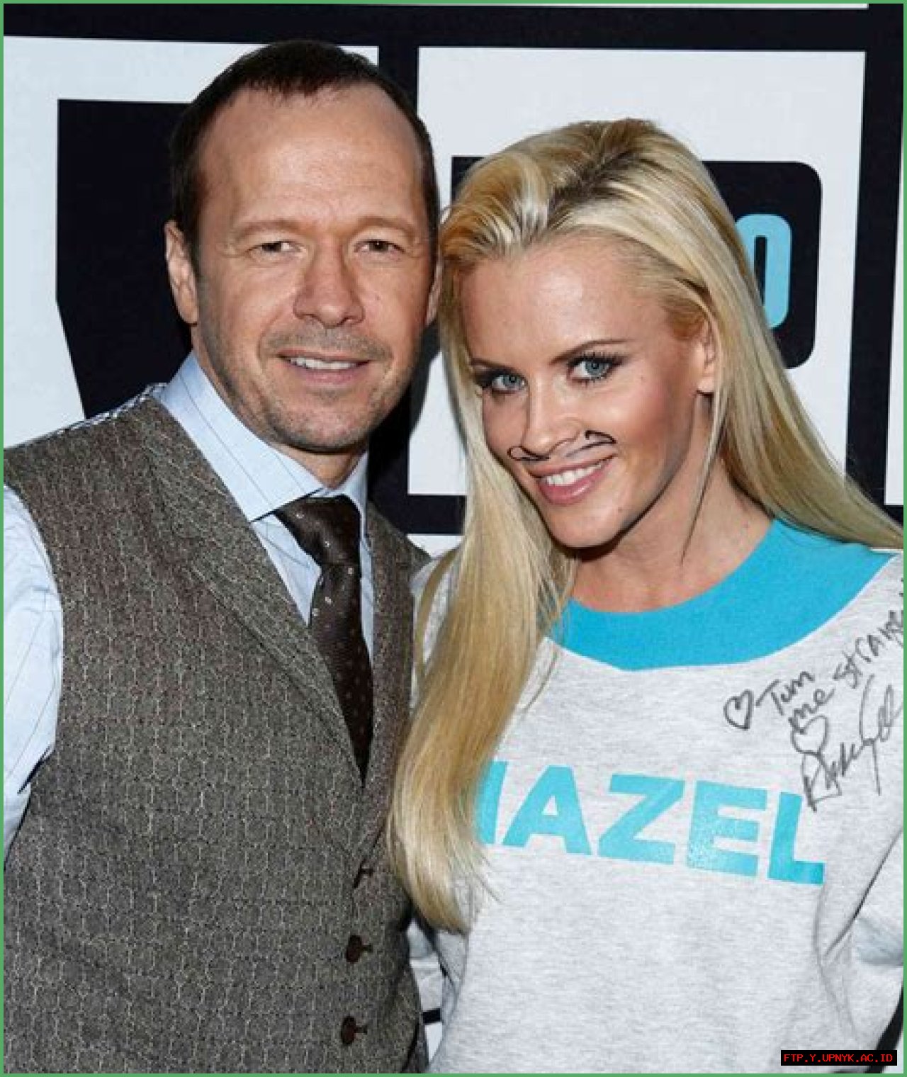The Shocking Truth Behind Jenny McCarthy And Donnie Wahlberg's Split