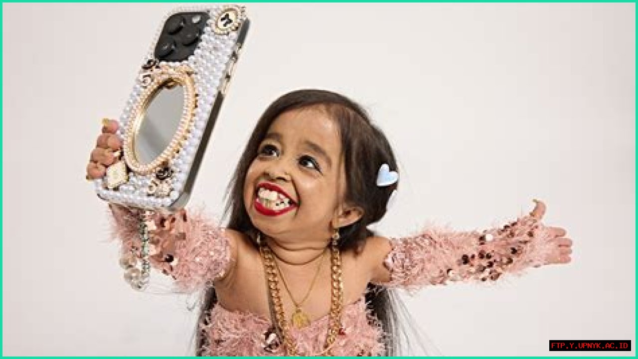 The Tiniest Wonder: Meet The World's Smallest Lady