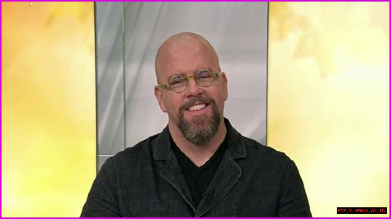 The Ultimate Guide To Chris Sullivan: From Acting To Weight Loss