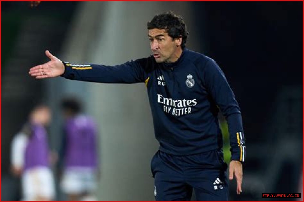 The Ultimate Guide To: Who Is Raul Esparza's Partner?