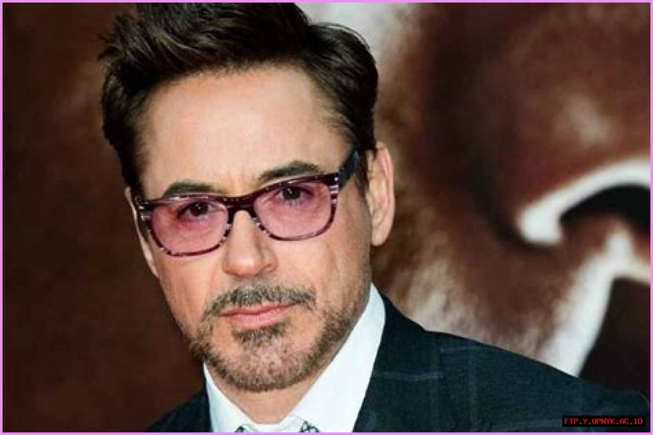 The Ultimate Guide: Uncovering Robert Downey Jr.'s Age