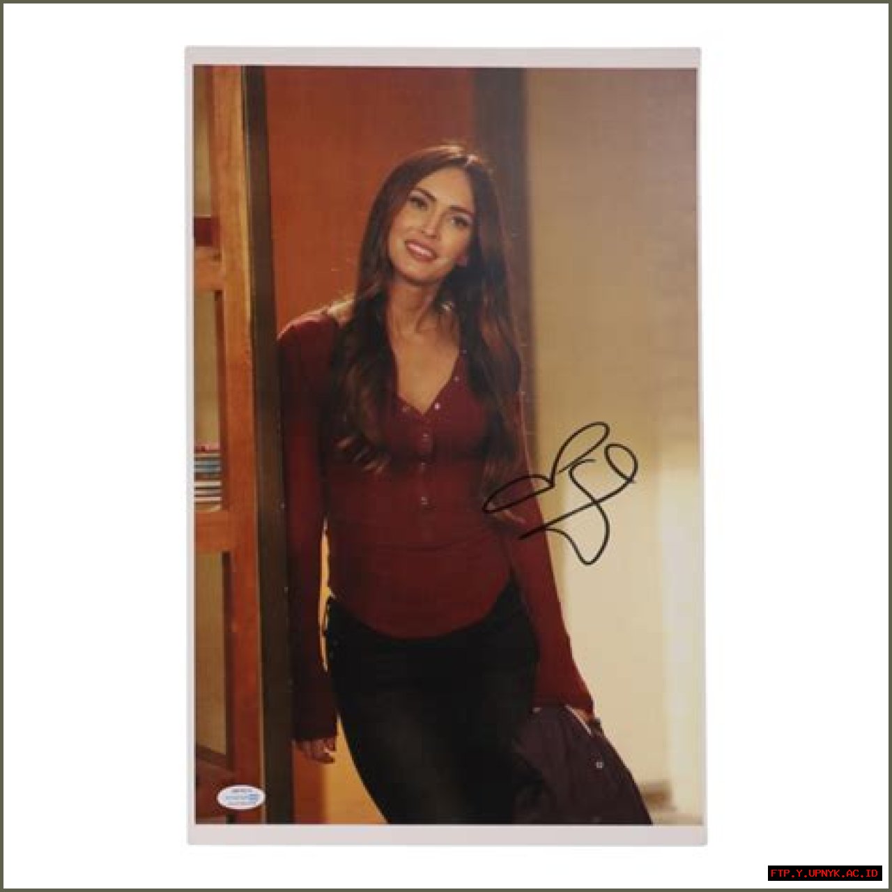 The Ultimate Megan Fox Signature Guide: Uncover Her Iconic Style