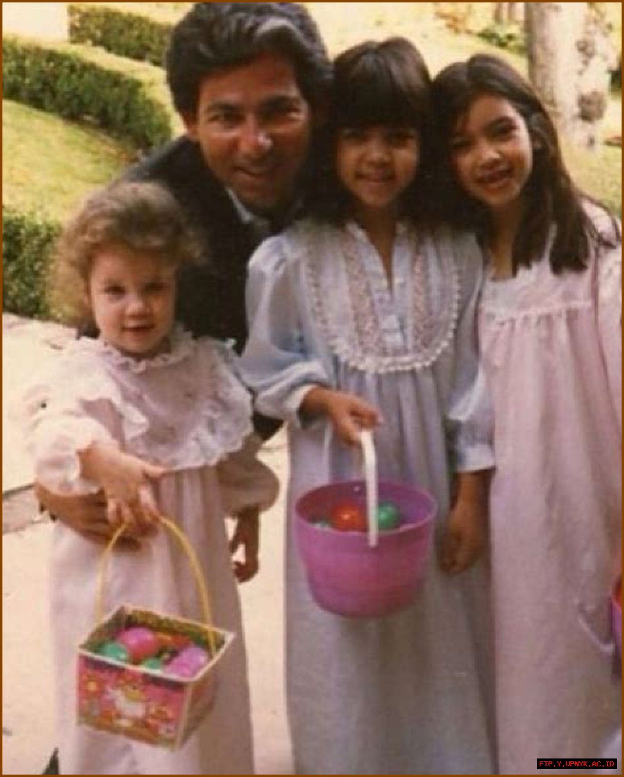 The Unforgettable Legacy Of Rob Kardashian Sr.: A Patriarch's Journey