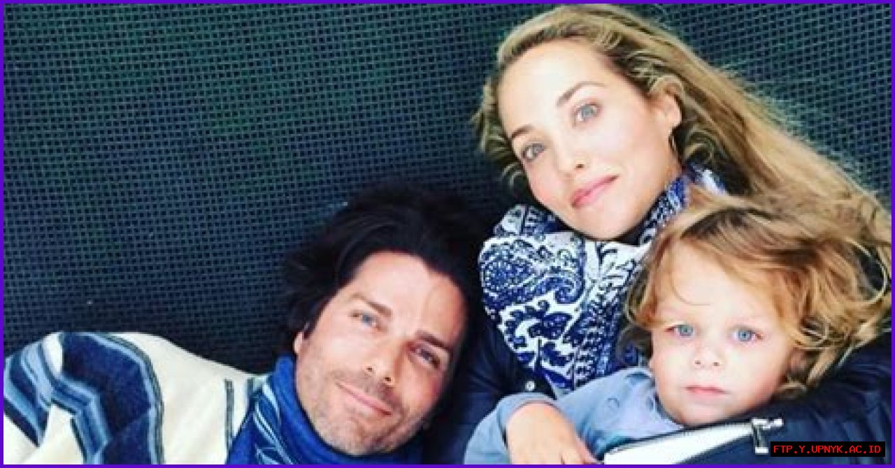 The Untold Story Of Mark-Paul Gosselaar's Mom