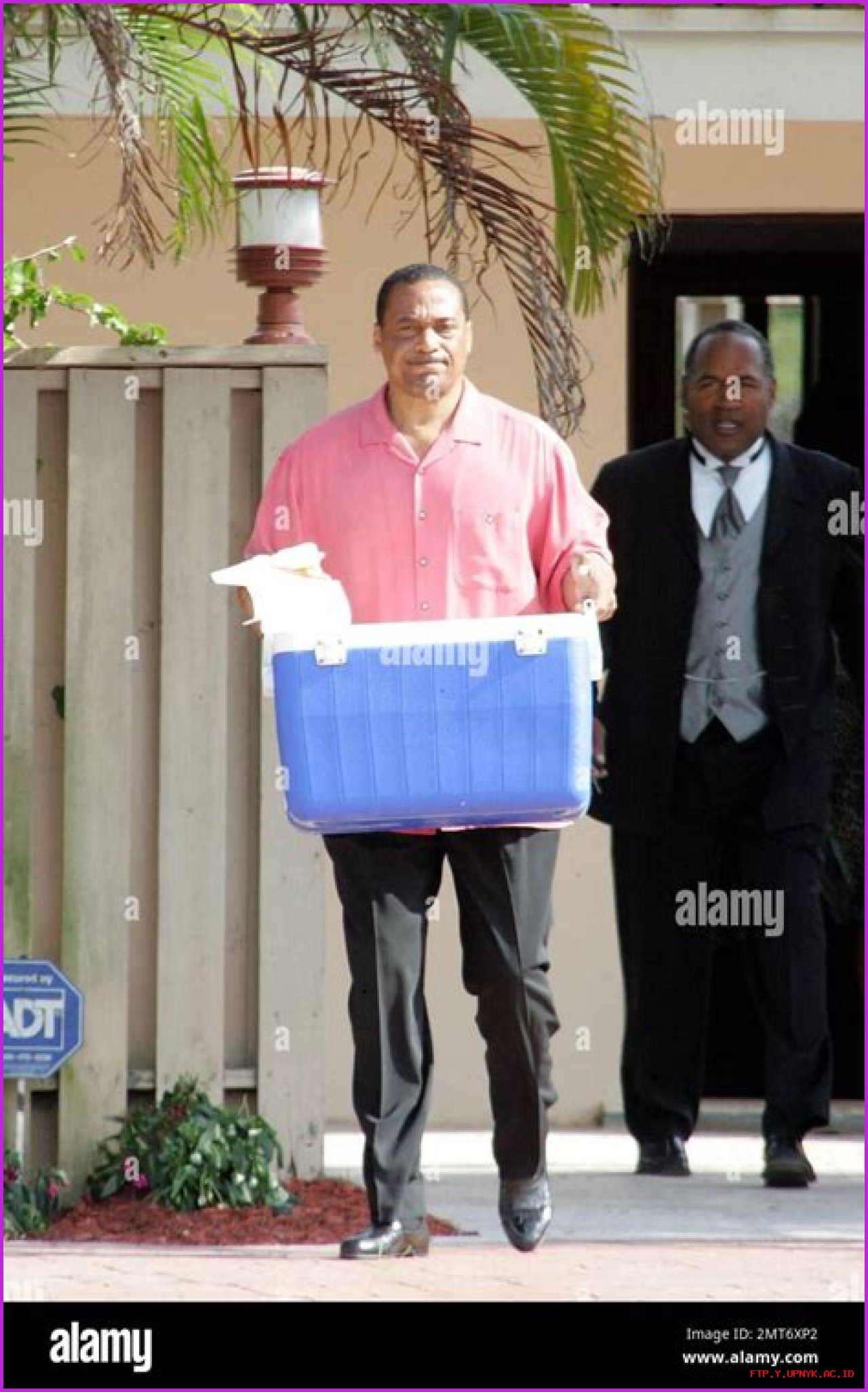 The Upbringing Of Justin And Sydney Simpson: A Comprehensive Guide