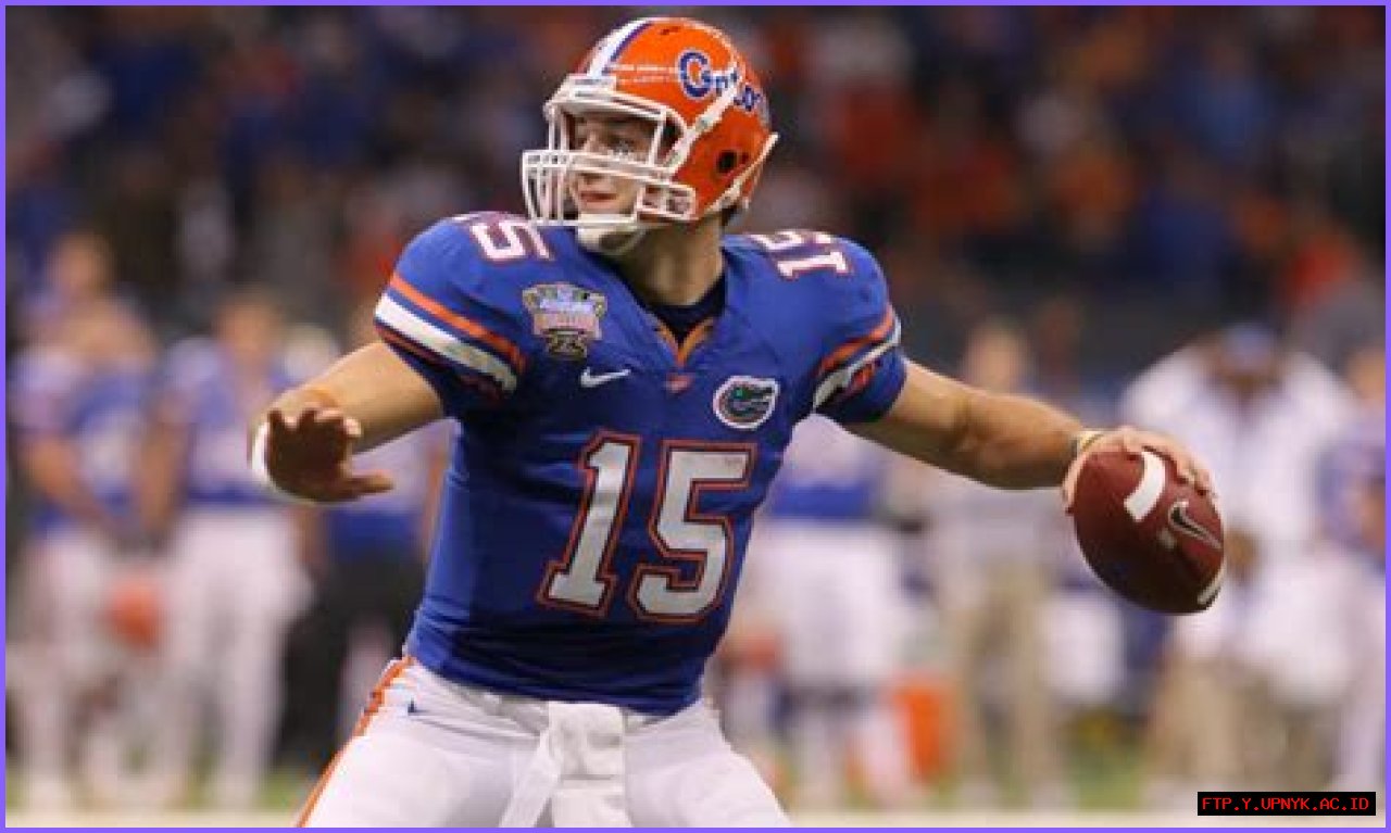 Tim Tebow's Height: How Tall Is The Former NFL Quarterback?