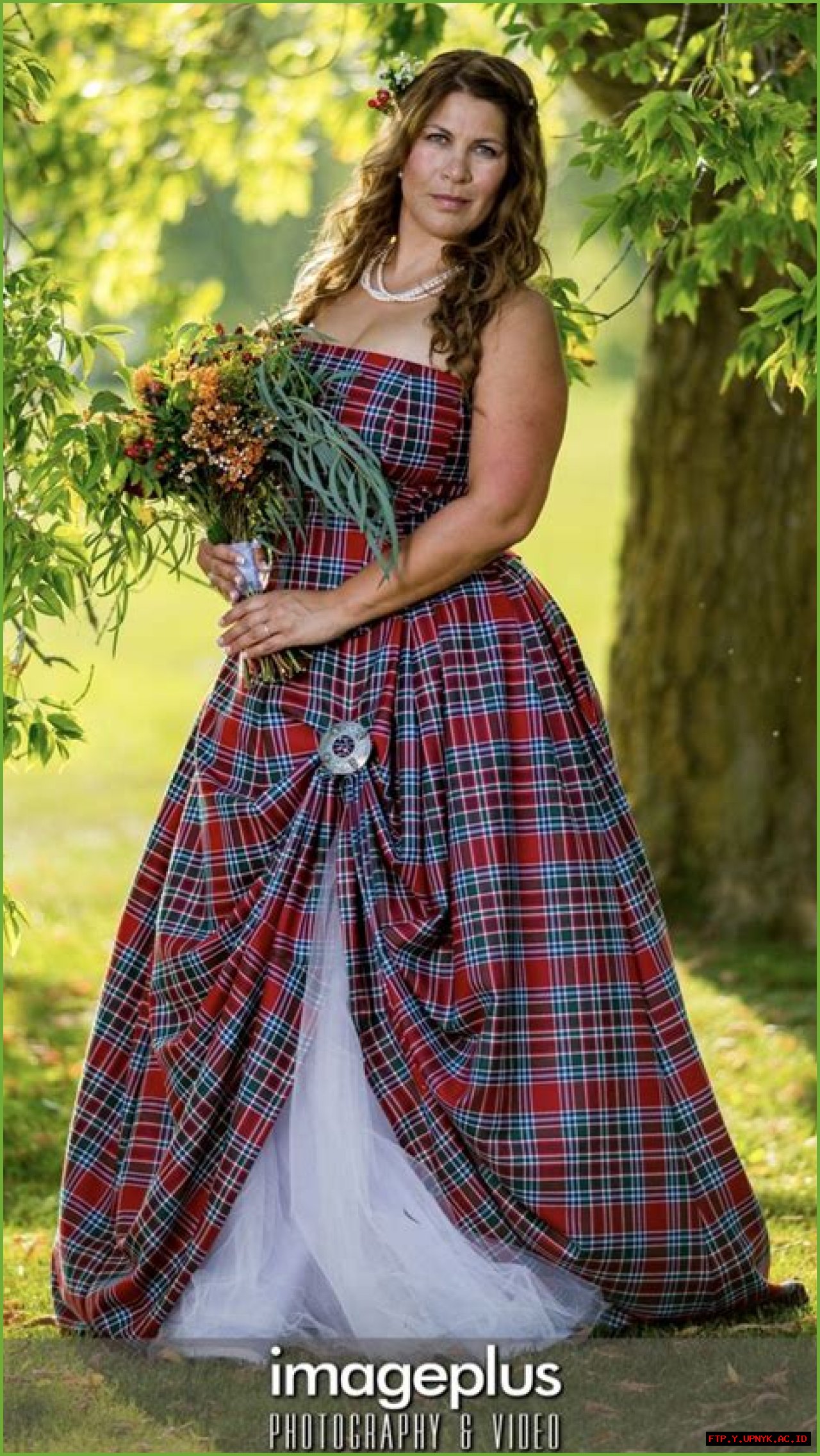 Timeless Tartan Dresses For Enchanting Weddings