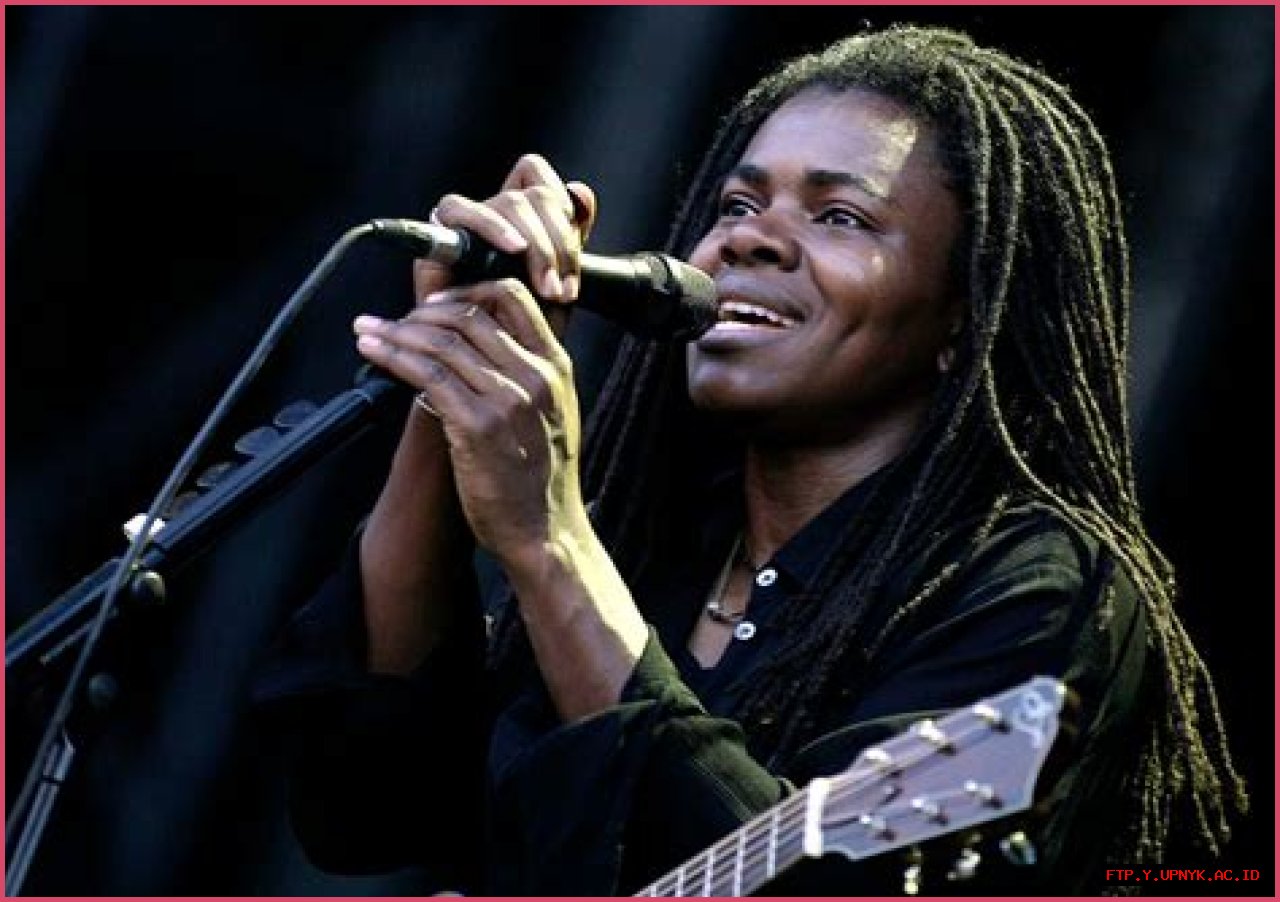Tracy Chapman: The Enigmatic Country Singer