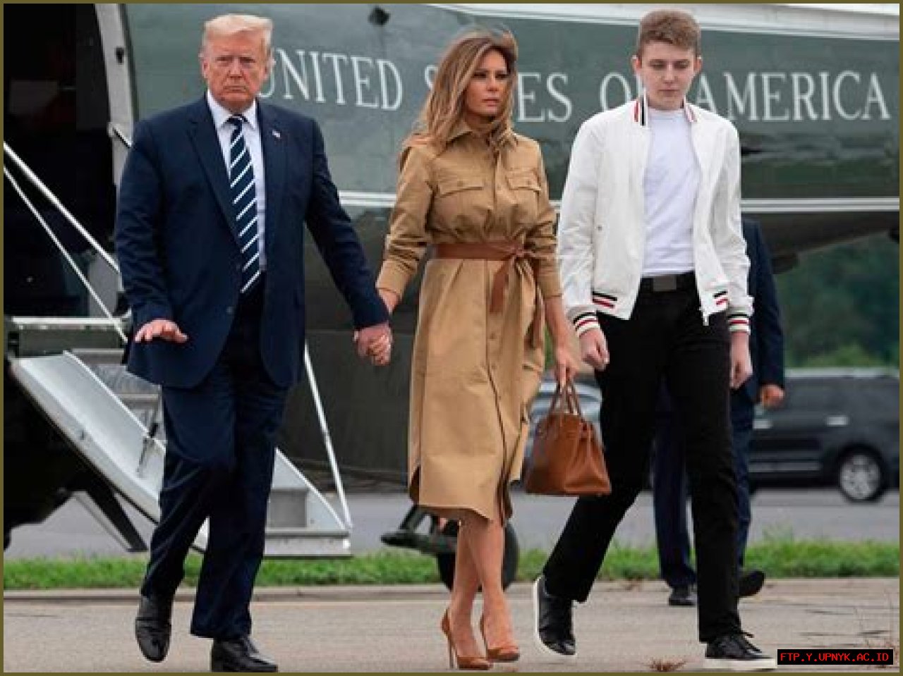 Uncover Barron Trump's Residence: Where Does The Youngest Trump Son Live?