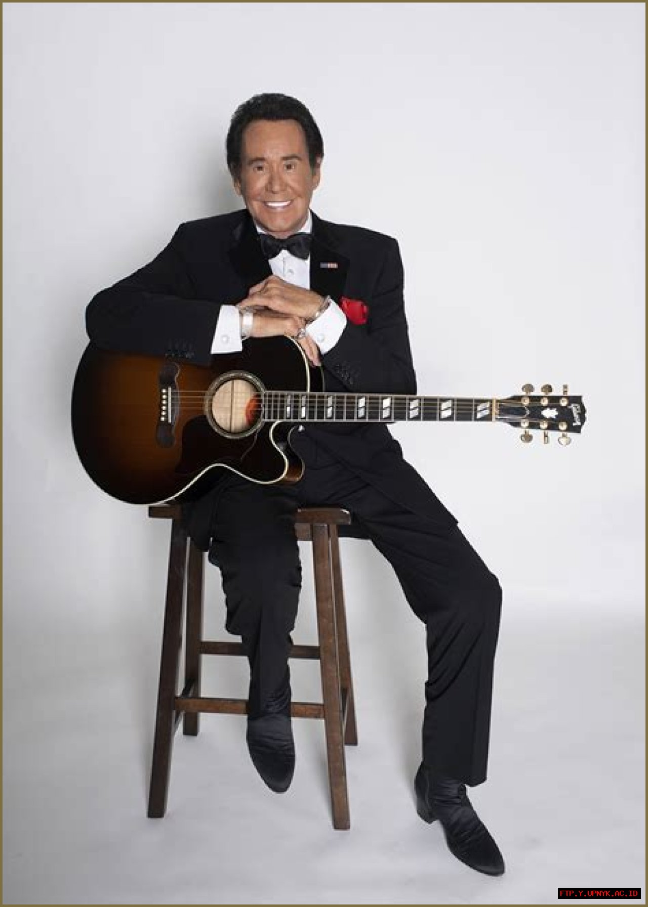 Uncover The Life Partner Of Entertainment Icon Wayne Newton