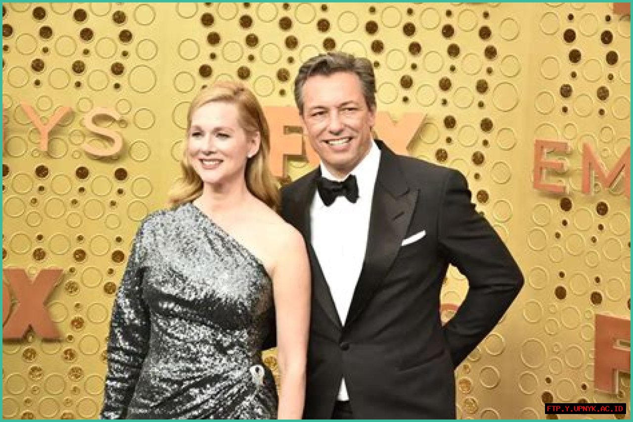 Uncover The Secrets Behind Laura Linney's Net Worth
