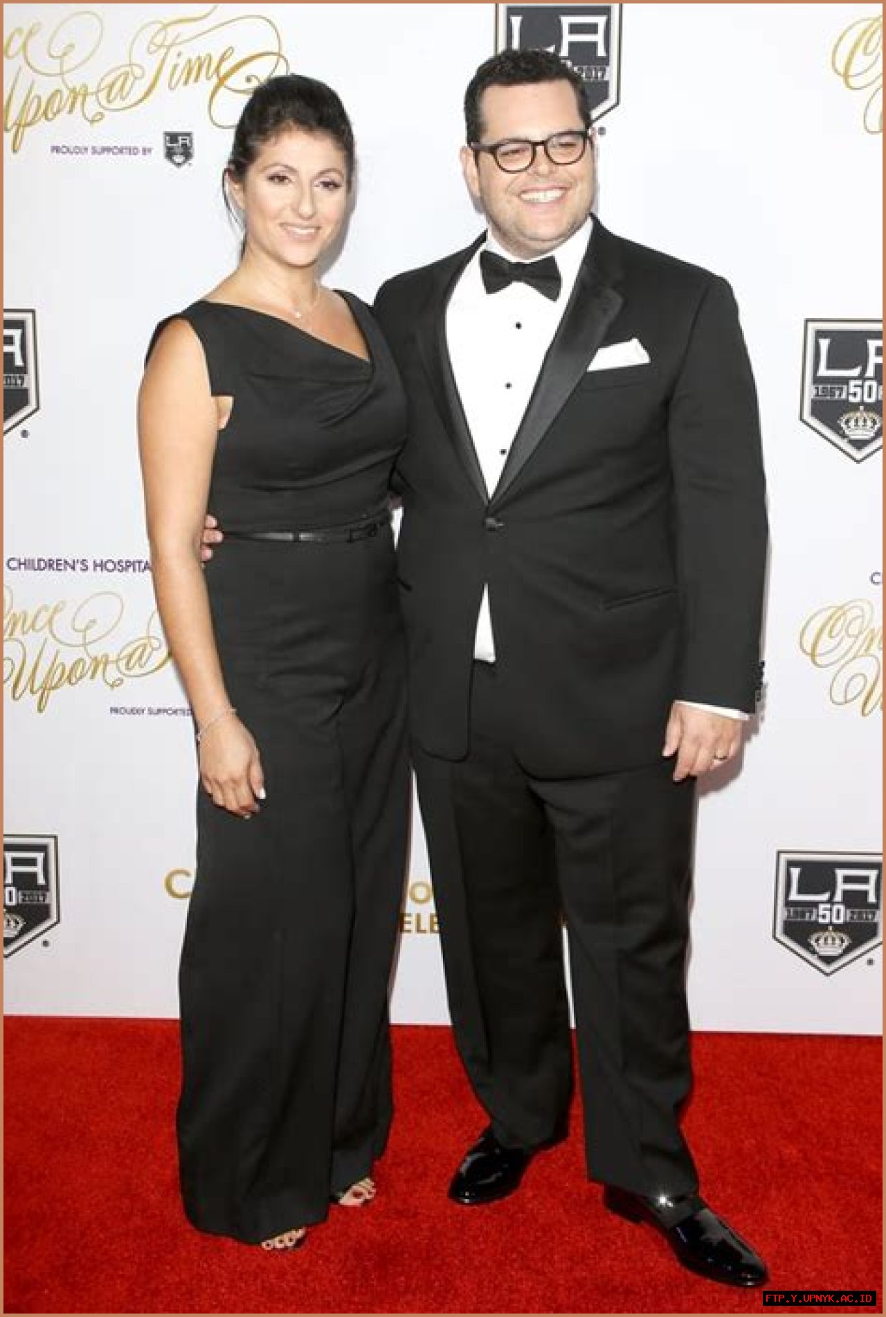 Uncover The Secrets Of Josh Gad's Wife: A Journey Of Love, Career, And Family