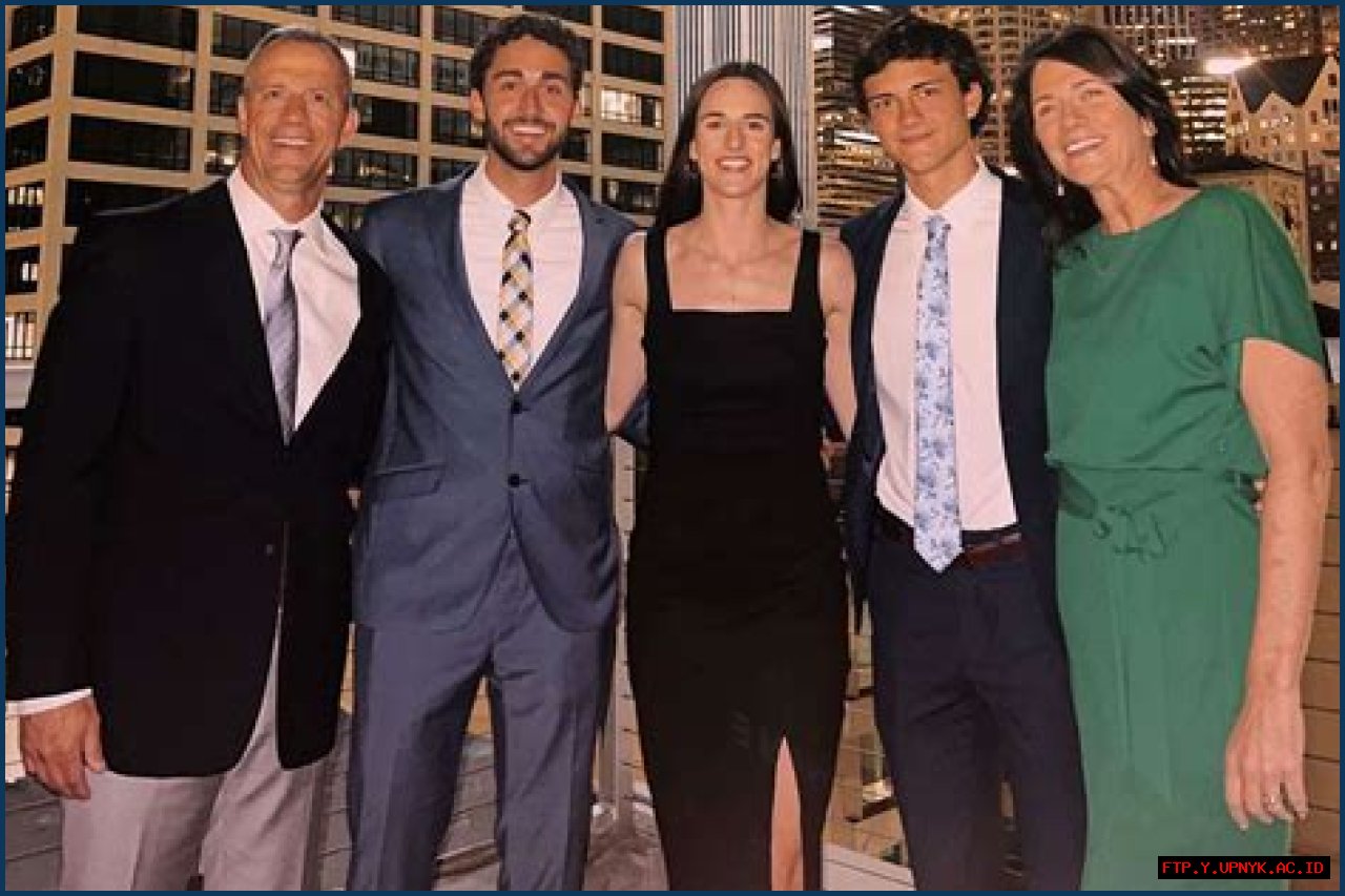Uncover The Story Behind Caitlin Clark's Parents: Age & Background Revealed
