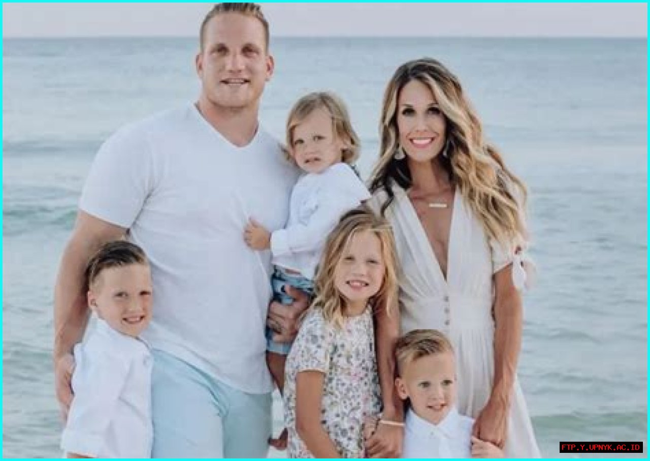 Uncovering The Story Of AJ Hawk's Wife: Marriage And Family