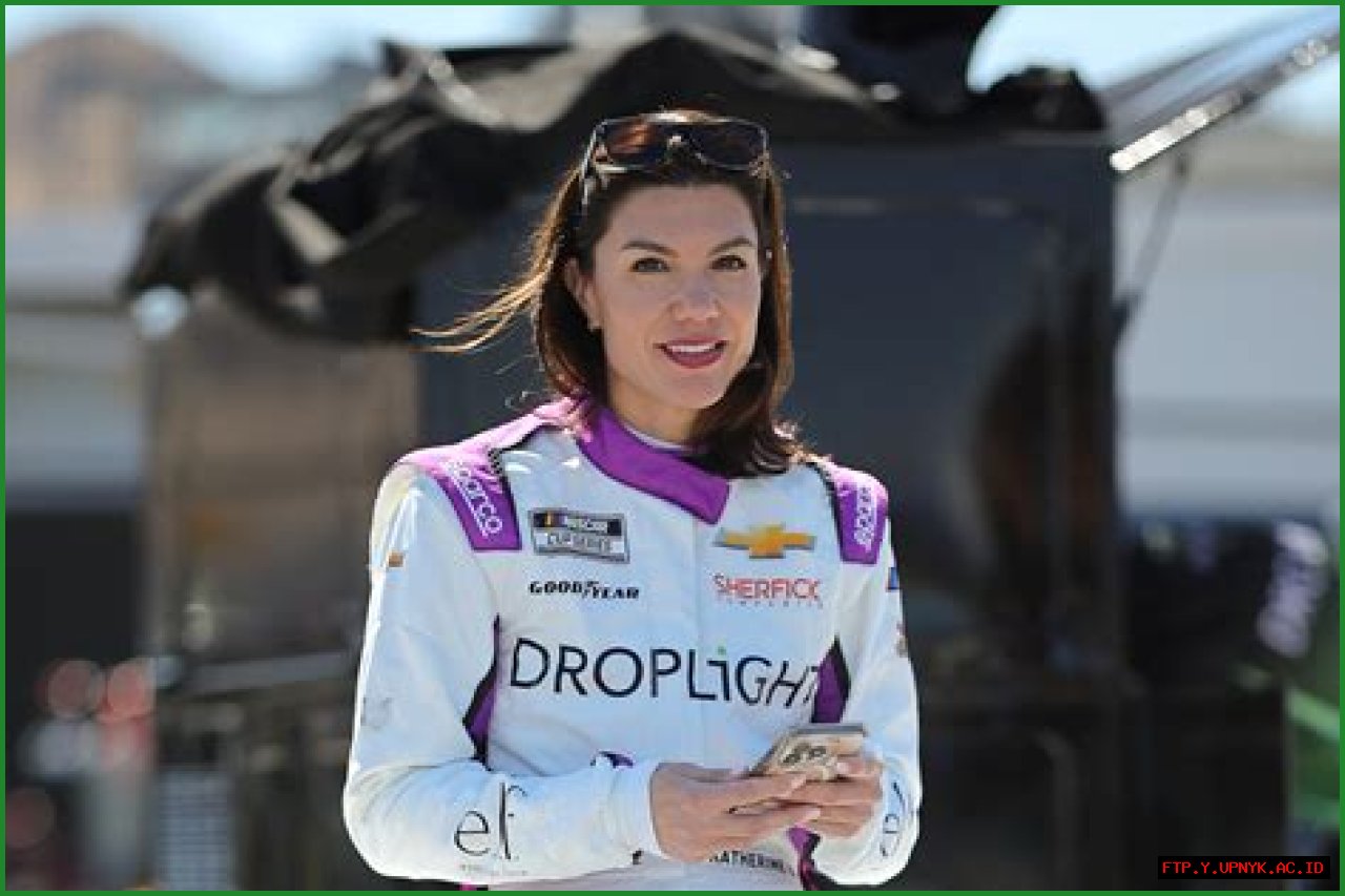 Unleashing Speed: The Journey Of Female Race Car Driver Dana