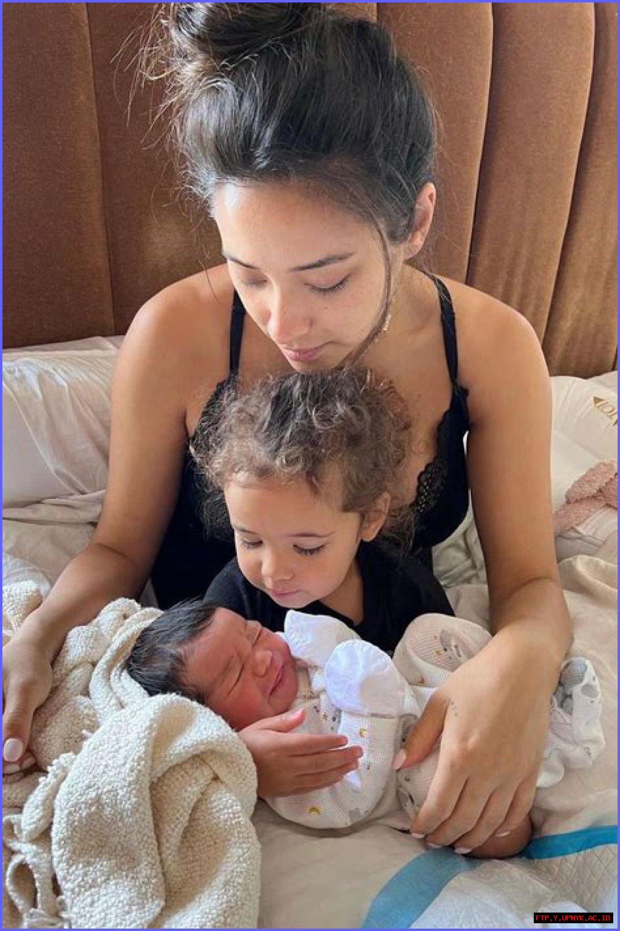 Unraveling Shay Mitchell's Breakup: A Journey Of Discovery