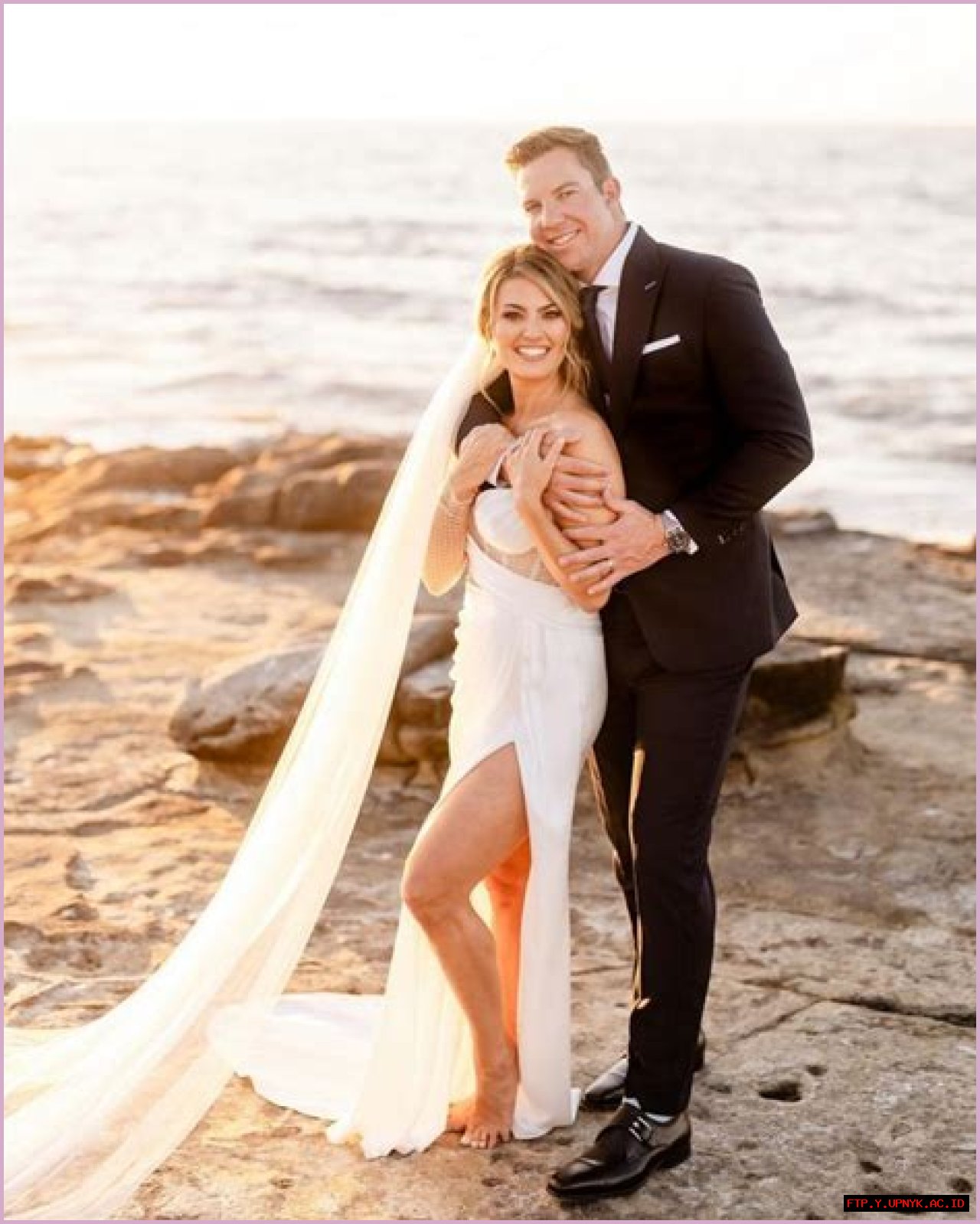 Unraveling The Mystery: Who Is Amanda Balionis Married To?