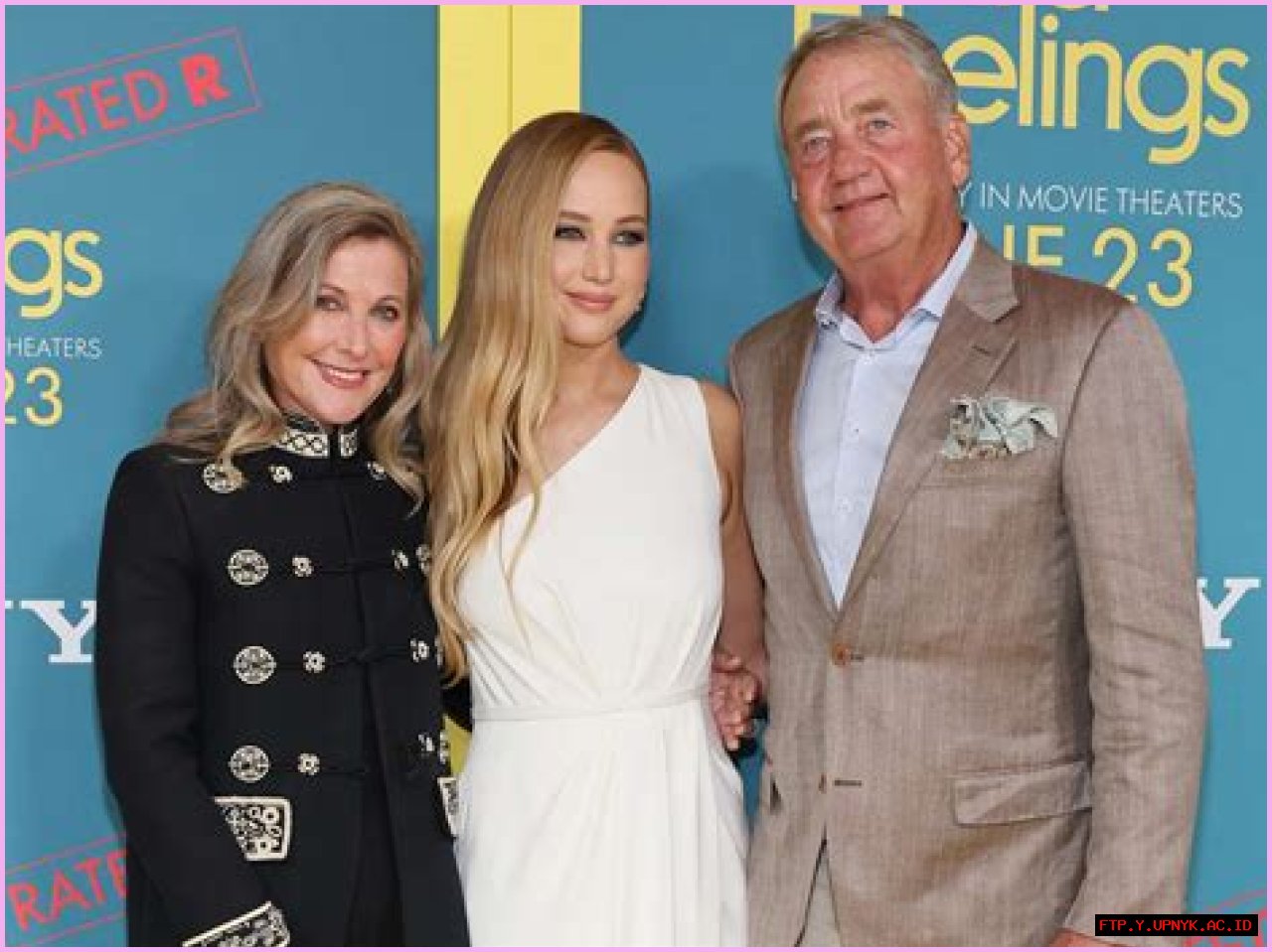 Unveiling Jennifer Williams' Son's Age: Unlocking Hidden Truths