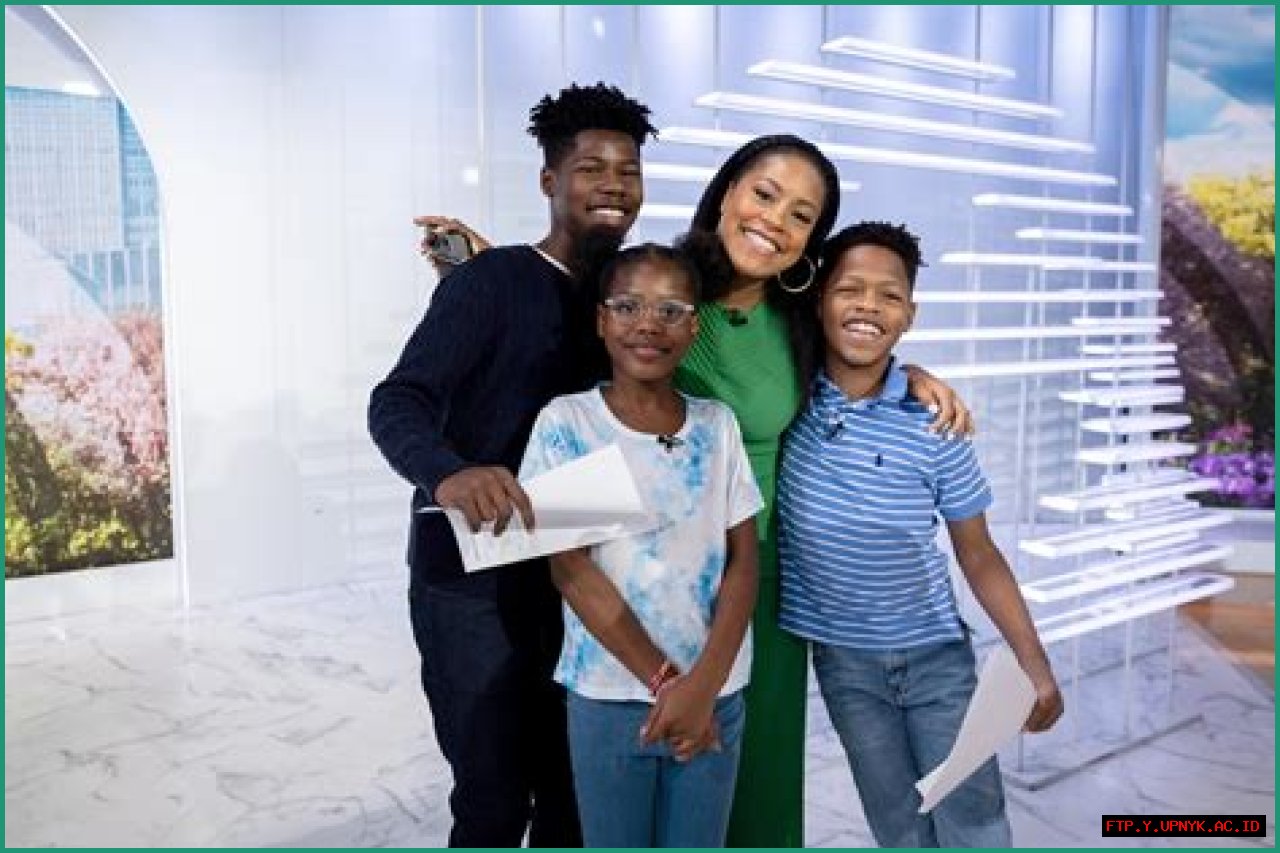 Unveiling The 'amomama Cast': Discoveries And Insights