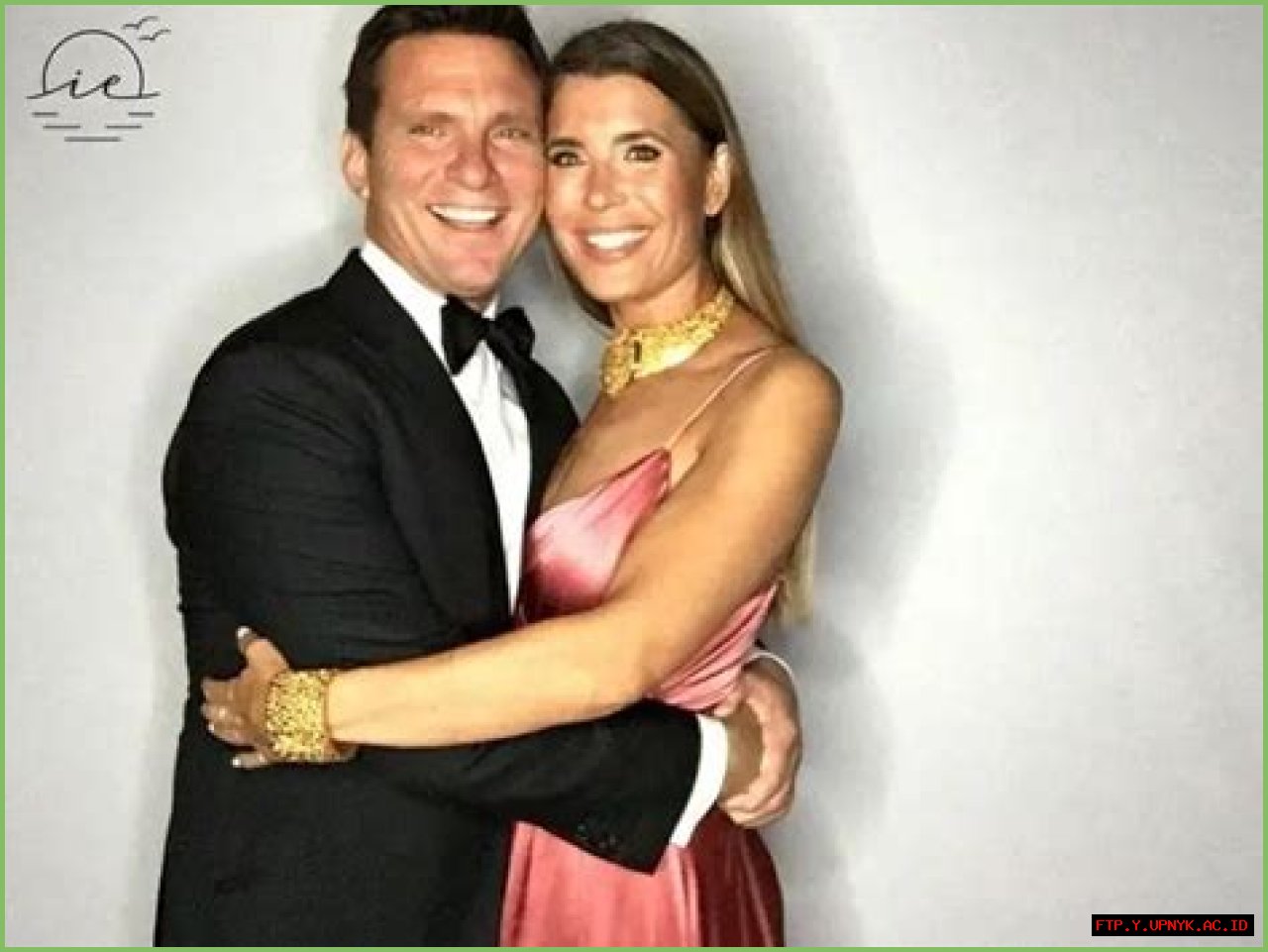 Unveiling The Engagement Of Kelly Dowd And Bill Weir: A Journey Of Love And Journalism