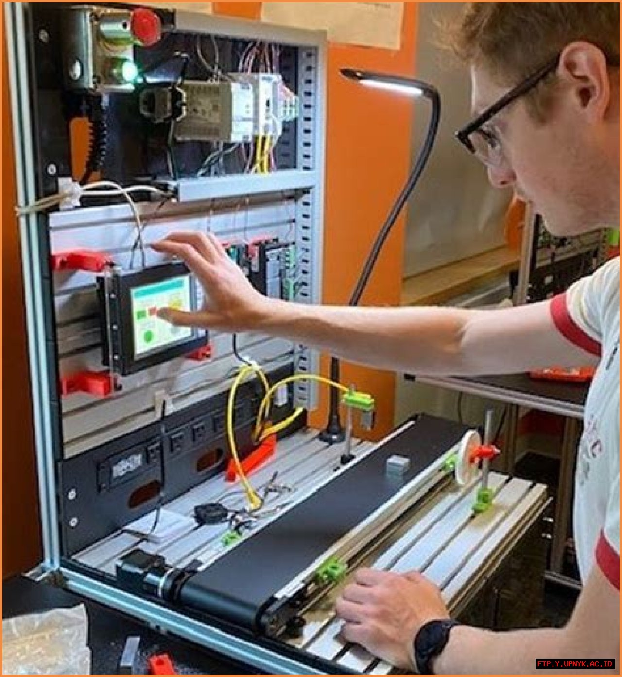 Unveiling The Enigma: Should You Tip Internet Technicians?