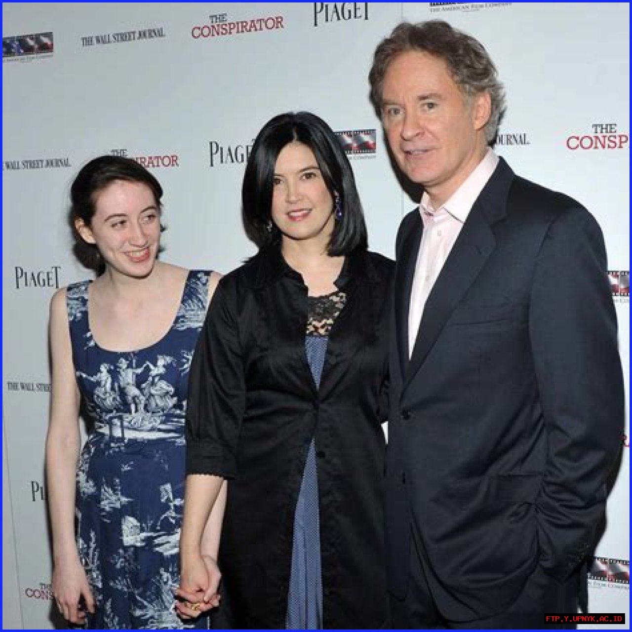 Unveiling The Enigmatic Phoebe Cates Kline: Exploring Her Multifaceted Legacy