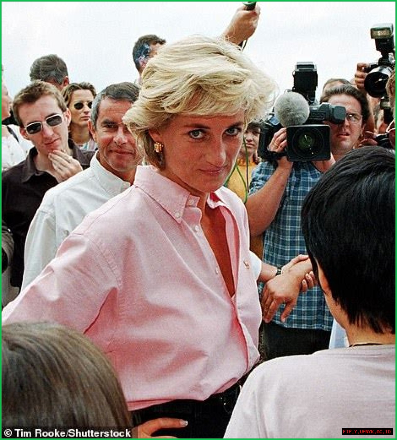 Unveiling The Impact Of Diana's Historic Bosnia Visit