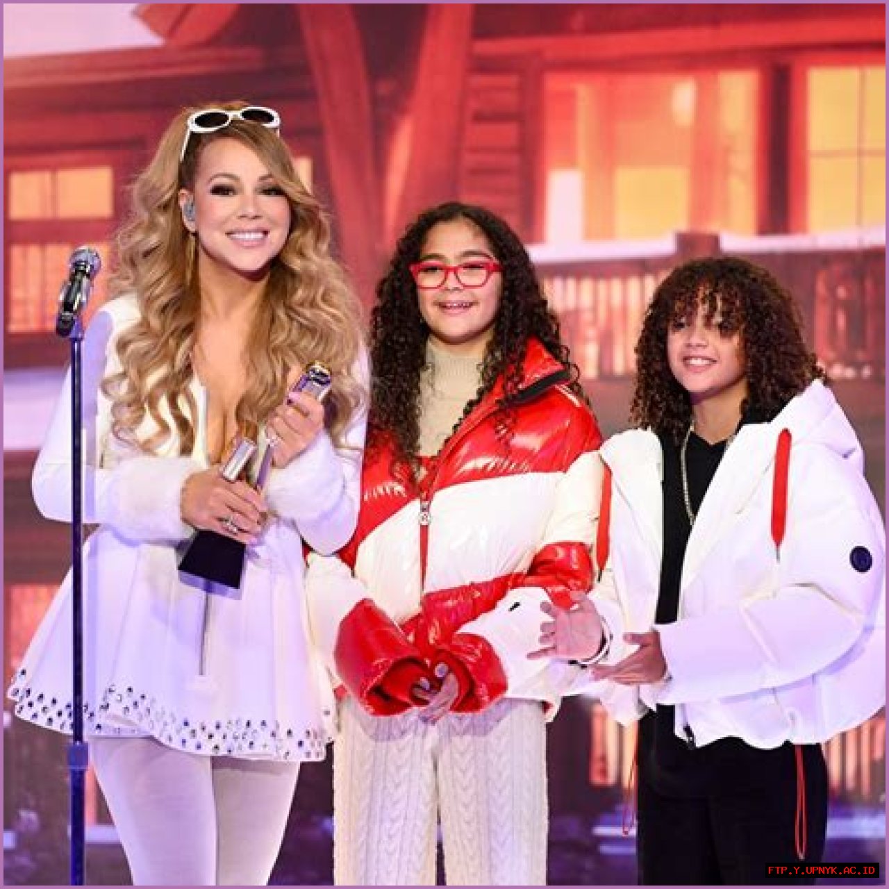 Unveiling The Secrets Behind Mariah Carey's Legendary Height